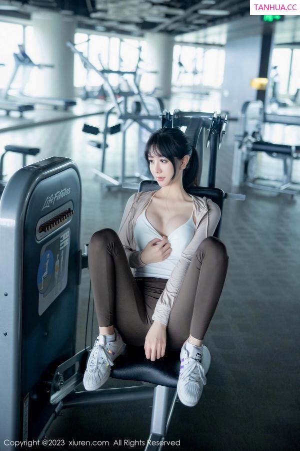   [XiuRen]高清写真图 2023.05.05 No.6683 幼幼 健身美腿第44张图片